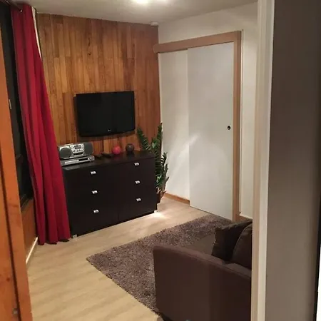 Lägenhet Les Menuires, Pistes/Commerces Devant La Residence *